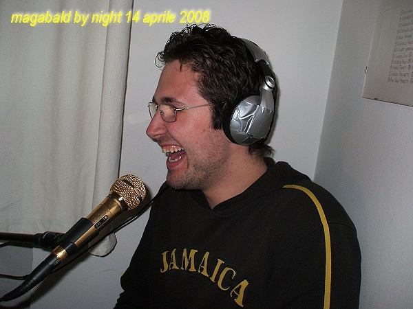 006.jpg - Magabald by Night